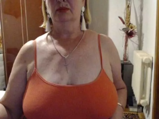 Secretfox from BongaCams