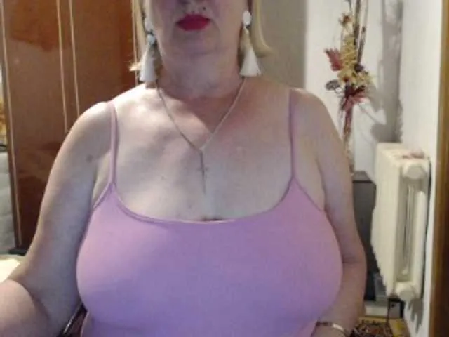 Secretfox from BongaCams