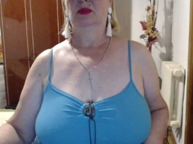 Secretfox from BongaCams