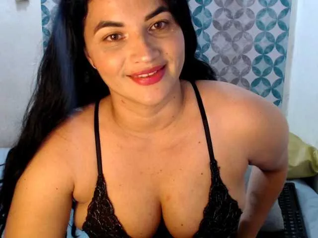 Selenajayz from BongaCams