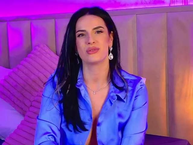 Sereneloving from BongaCams