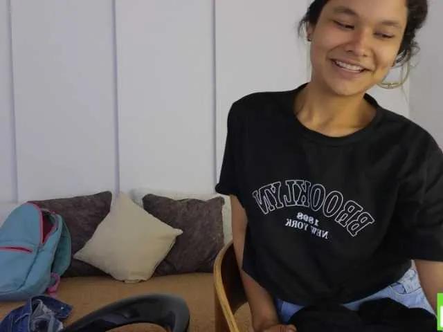 sexychanell-1 from BongaCams is Freechat