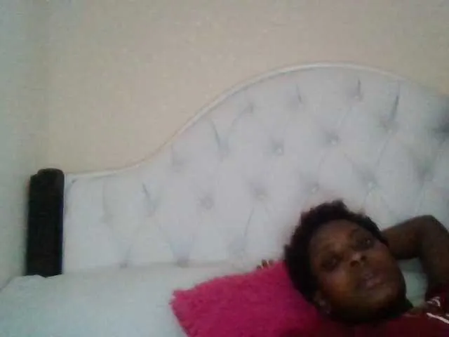 sexymolly2 from BongaCams