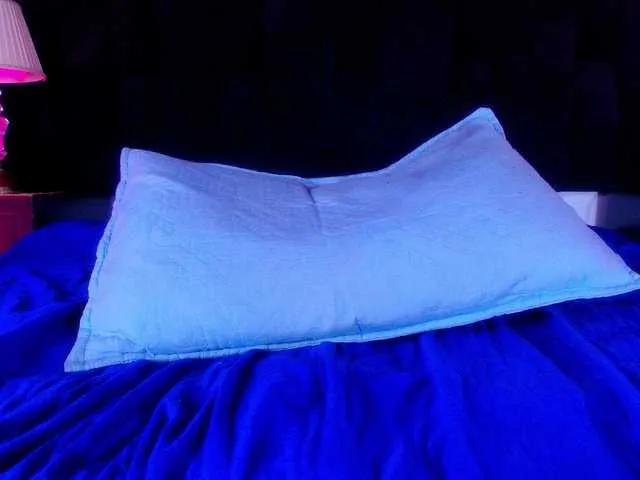 shels-loreds from BongaCams is Freechat