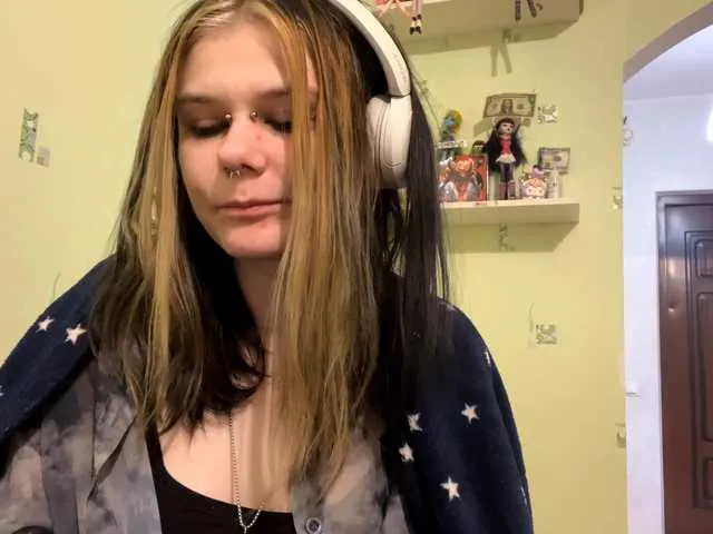 SIMONA-CHARON from BongaCams