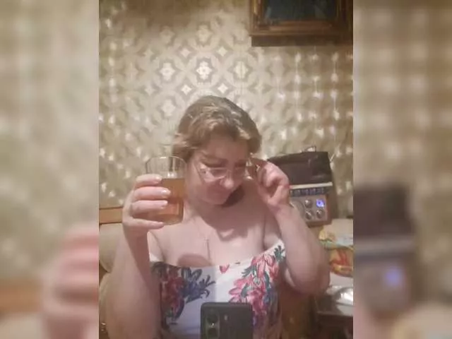 SIMONA9420 from BongaCams