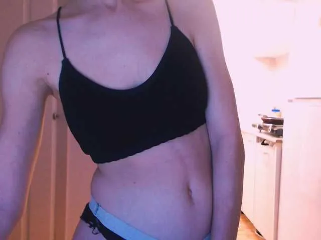 Simyhvn from BongaCams