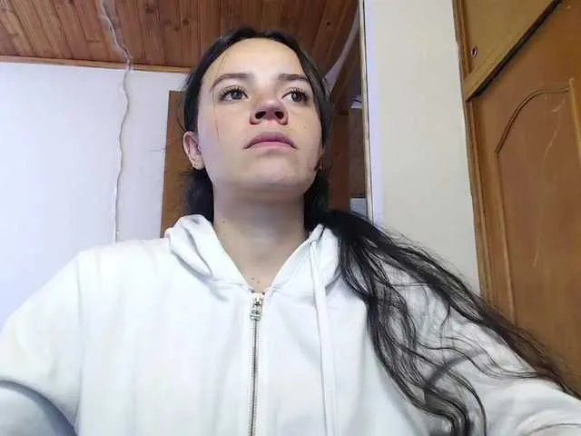 Skylarserenity from BongaCams