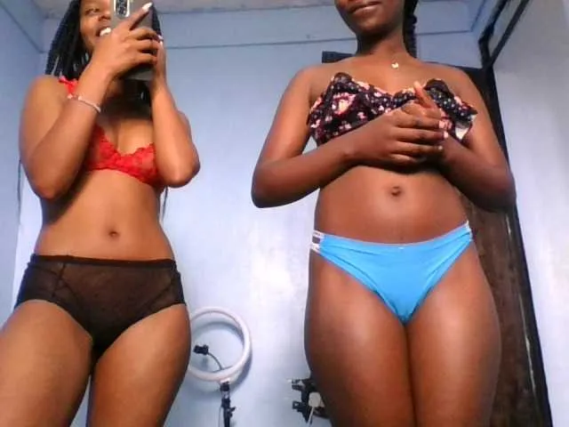 Slutgals2 from BongaCams is Freechat