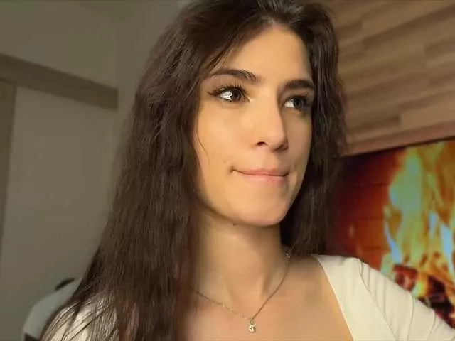 Sofi-Mi from BongaCams