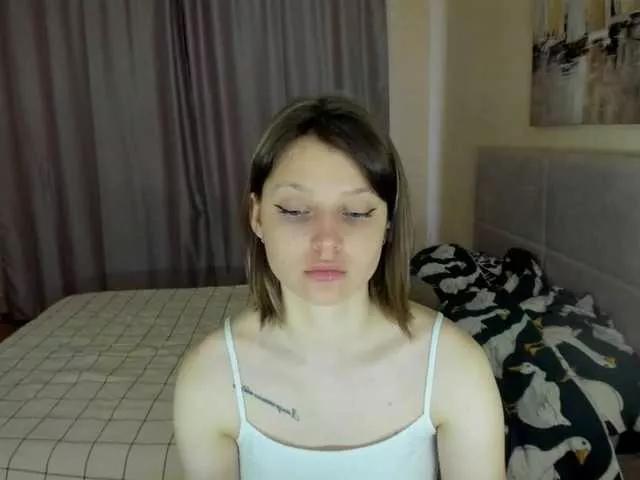 Girls: try live performances with matured performers, from dancing to quirks, in a variety of beautiful sex cams.