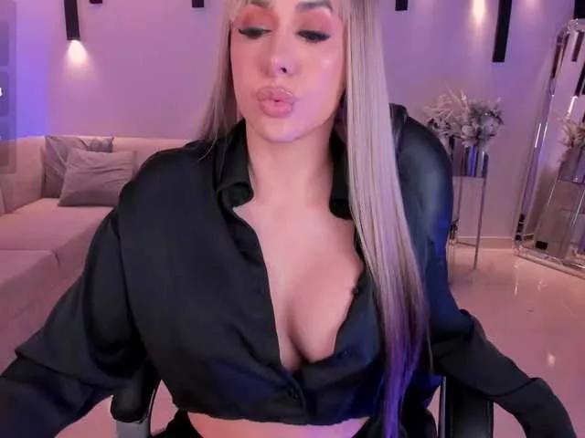 Girls: try live performances with matured performers, from dancing to quirks, in a variety of beautiful sex cams.