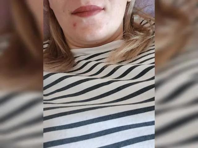 star2025430 from BongaCams is Freechat