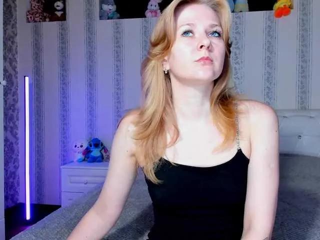 Sunnny from BongaCams