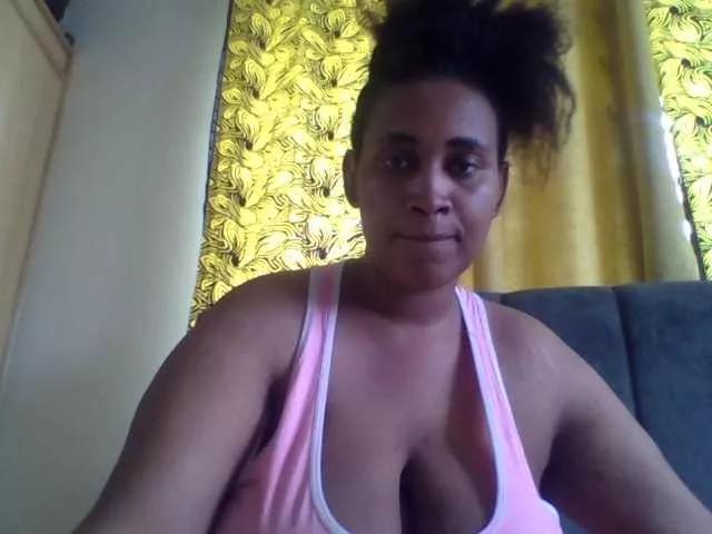 Sweetbebz from BongaCams
