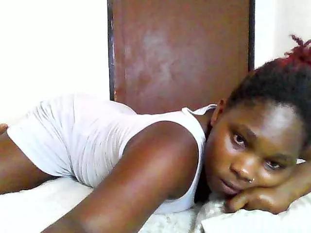Sweetjuicyass from BongaCams