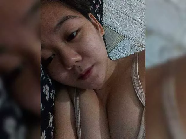 SweetNikkie from BongaCams