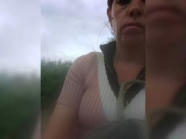 SweetPussy25 from BongaCams