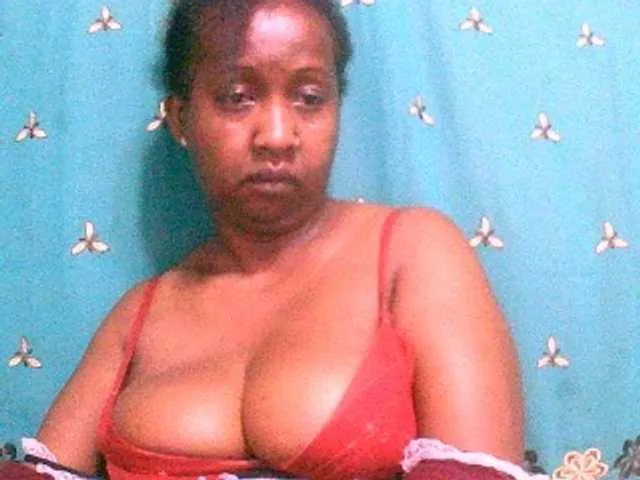 Sylivinaahh from BongaCams is Freechat