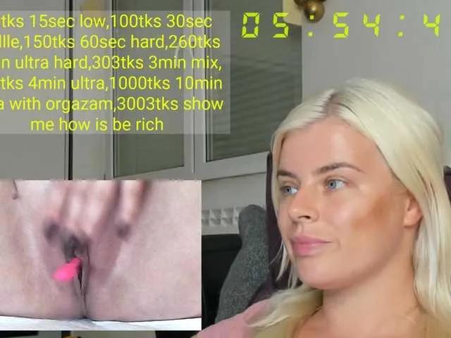 teressaa from BongaCams