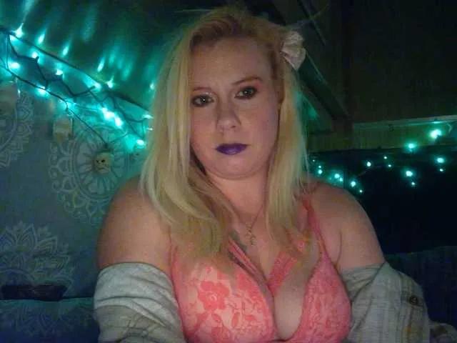 TheGirlfromtheinternet from BongaCams is Freechat