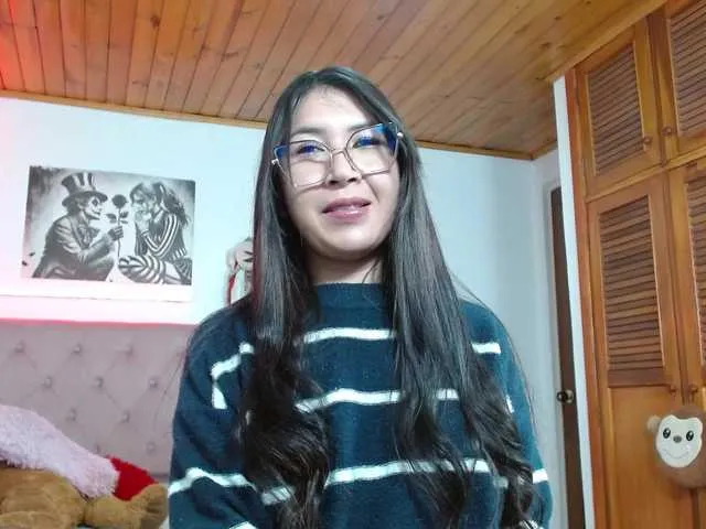 tiffany-squirt from BongaCams is Freechat