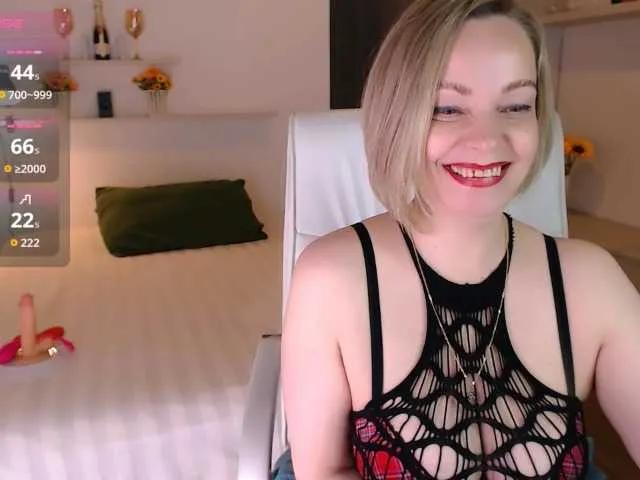 Tilly-Eliot from BongaCams is Freechat