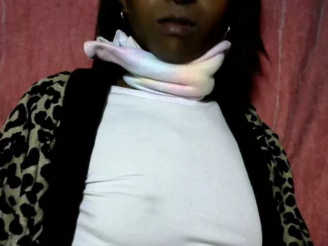 Tinah24 from BongaCams