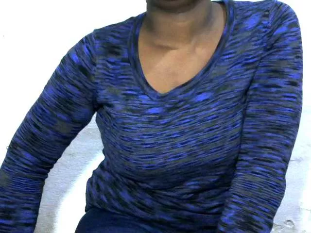 Tinah24 from BongaCams