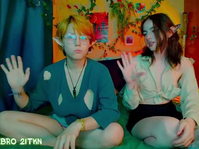 Girls: try live performances with matured performers, from dancing to quirks, in a variety of beautiful sex cams.