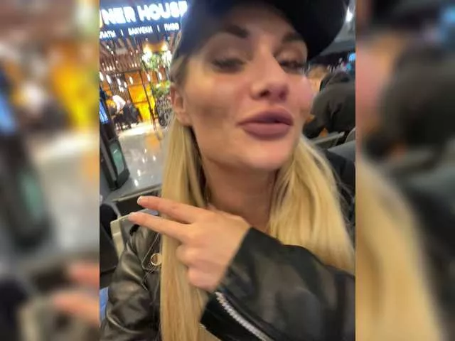 Tvoyasamka77 from BongaCams