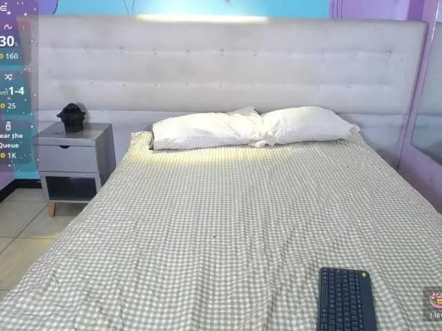 ValentinaLuxee from BongaCams is Freechat