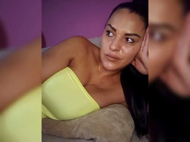 ValentinaVale from BongaCams is Freechat