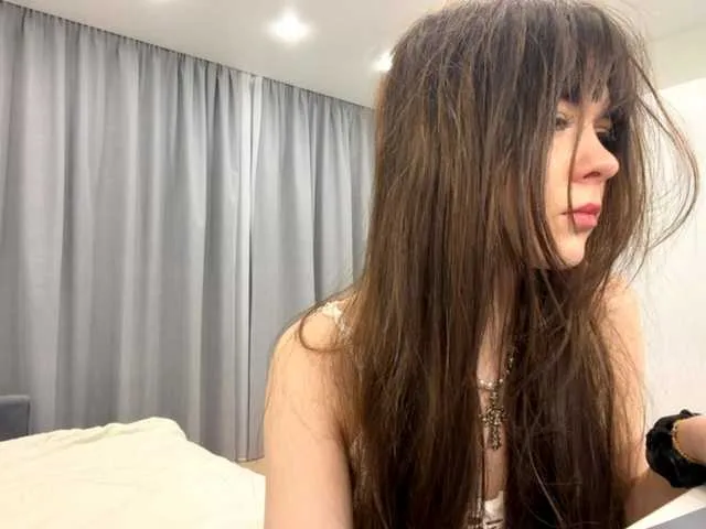 VernieWhitcher from BongaCams