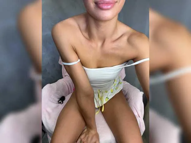 Viki-05 from BongaCams