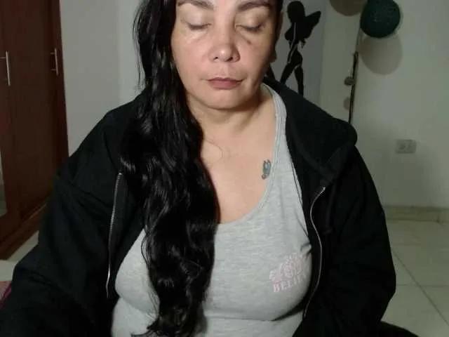 vivian-milf-paint from BongaCams is Freechat