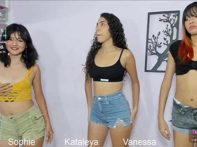 Girls: try live performances with matured performers, from dancing to quirks, in a variety of beautiful sex cams.