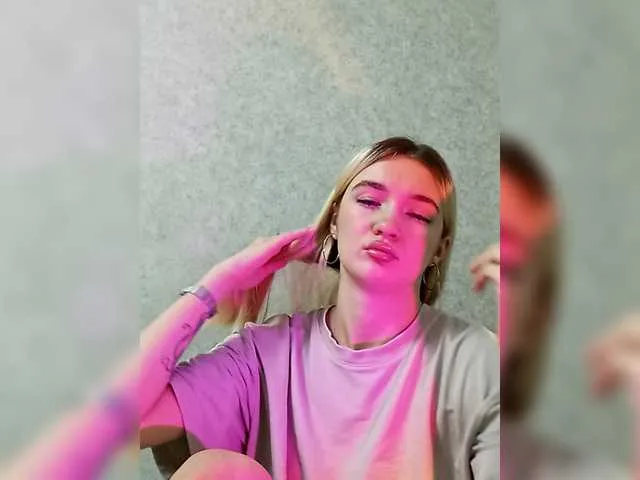 x-Michelle-x from BongaCams is Freechat