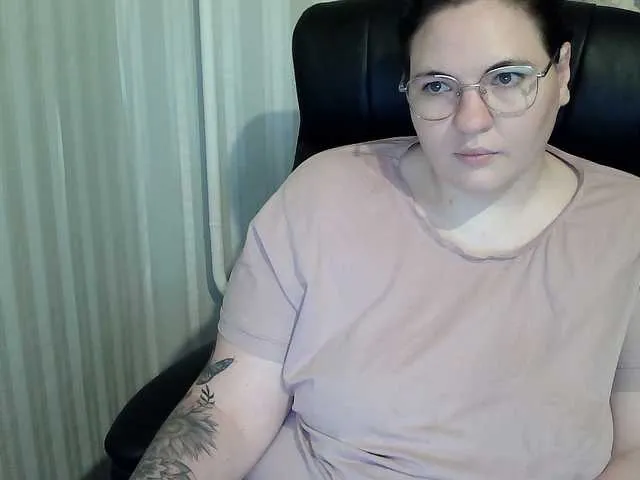 XLisaBlueX from BongaCams