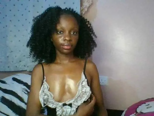 Xoxoteshy from BongaCams