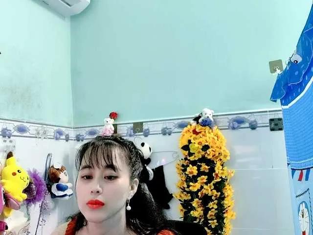 Youngsee69 from BongaCams is Freechat