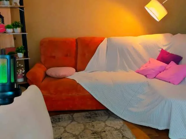 YourLovellyStory from BongaCams is Freechat