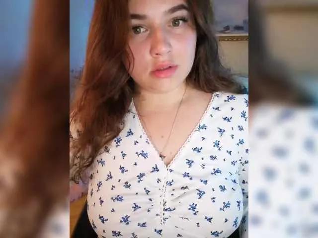 Yulua1285 from BongaCams
