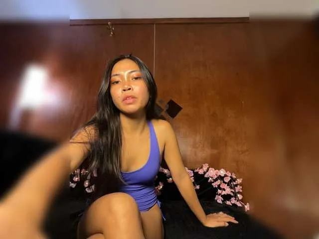 Yumii from BongaCams