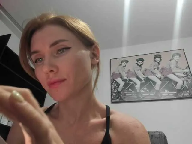 ZoiKissy from BongaCams