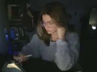 aeshawilde from CamSoda is Freechat