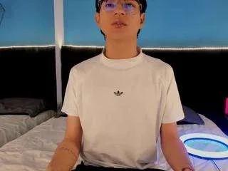 Aleaurarashi from CamSoda