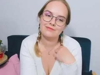 alicejuicy from CamSoda is Freechat
