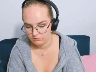 alicejuicy from CamSoda is Freechat