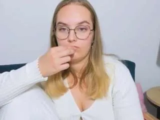 alicejuicy from CamSoda is Freechat